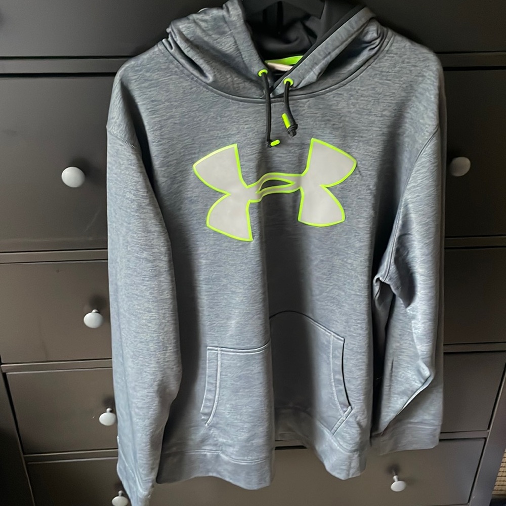 2XL UA hoodie